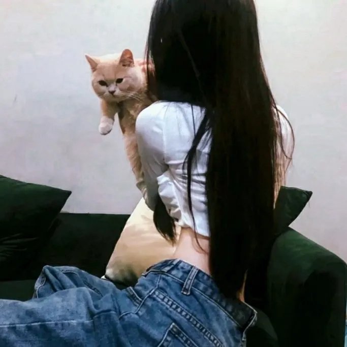 古堡女魔君